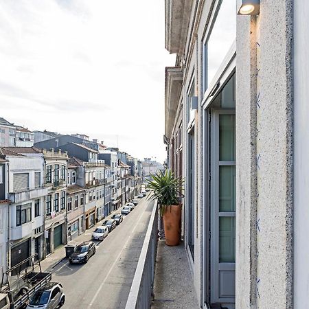 Palacio Fenizia - Bonfim 191 By Lovelystay Porto Luaran gambar